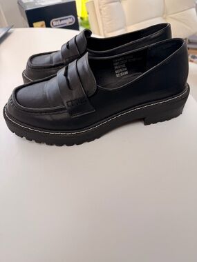 torrid Wide Black Lug Sole Penny Loafers